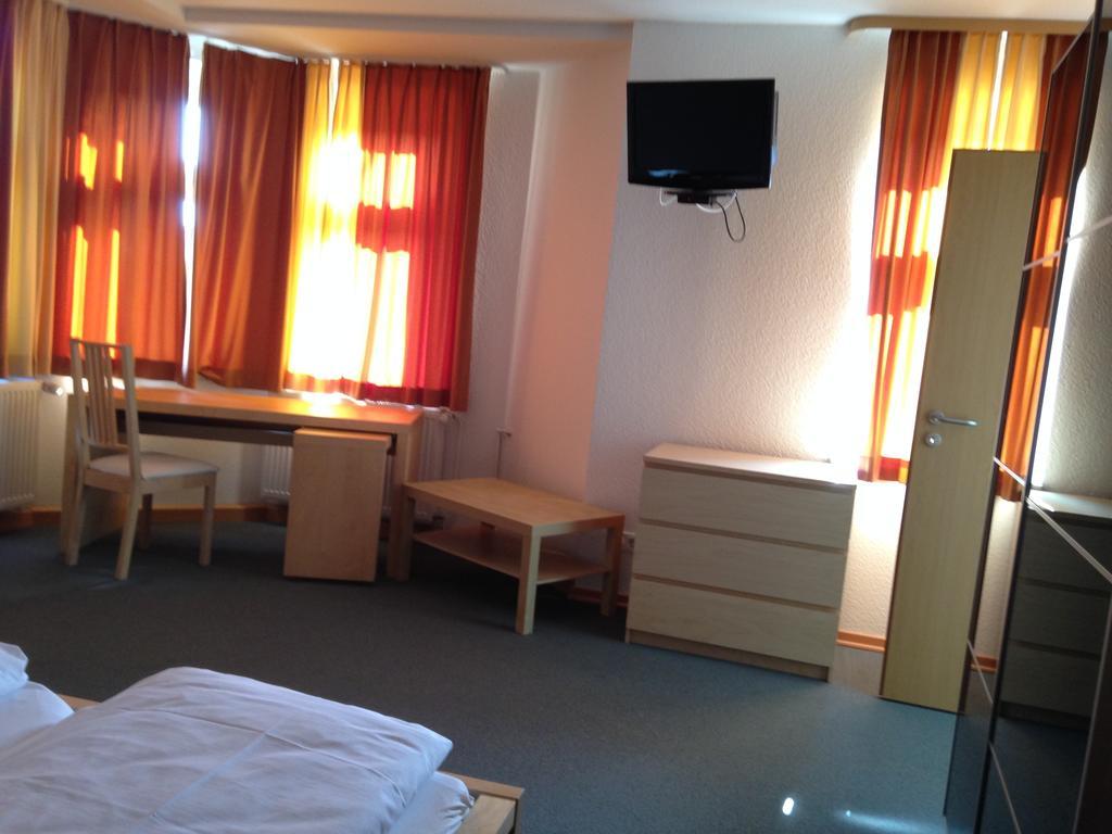 Hotel Oldenburger Hof Birkenfeld  ภายนอก รูปภาพ